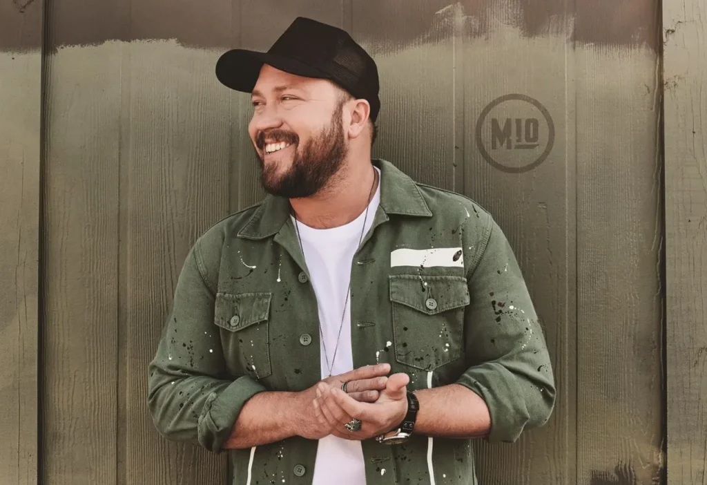 Mitchell Tenpenny at Crystal Grand Music Theatre